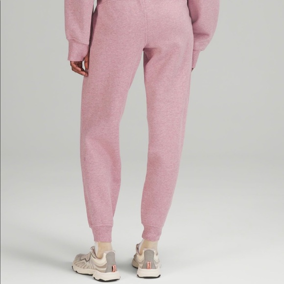 lululemon athletica Pants - Lululemon Scuba Joggers